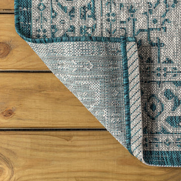 Sinjuri Medallion Textured Weave Indoor/outdoor Runner Rug